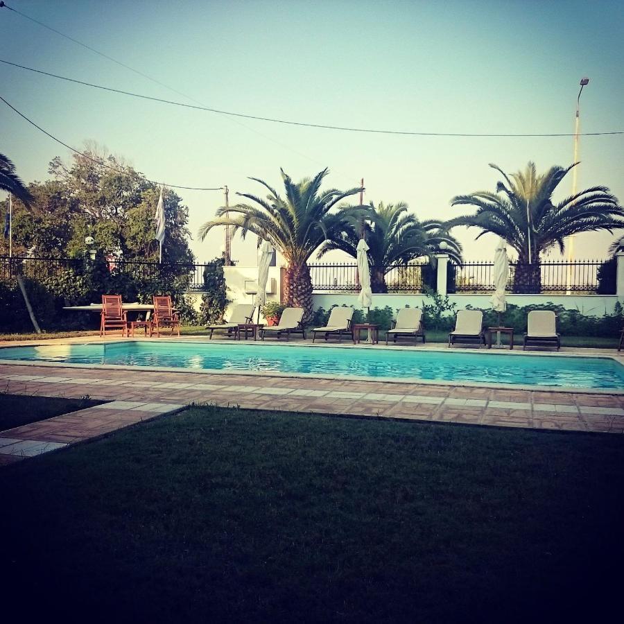 Kavala Beach Hotel Apartments Nea Iraklitsa Екстер'єр фото
