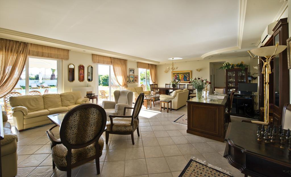 Kavala Beach Hotel Apartments Nea Iraklitsa Екстер'єр фото