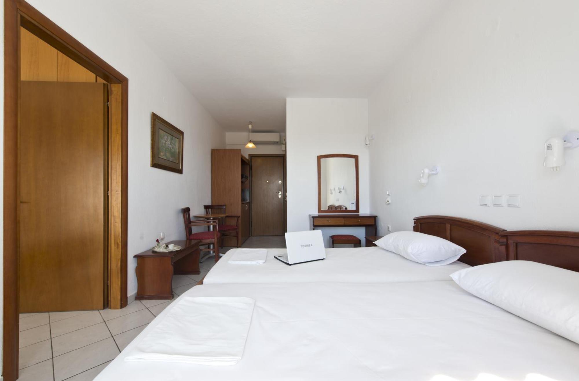 Kavala Beach Hotel Apartments Nea Iraklitsa Номер фото